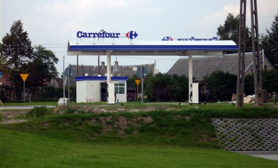 Centrum handlowe Carrefour w Mławie