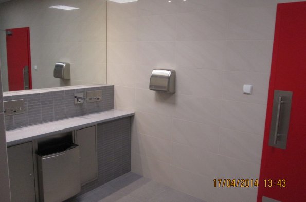 Carrefour Zgorzelec - przebudowa kompleksów toalet