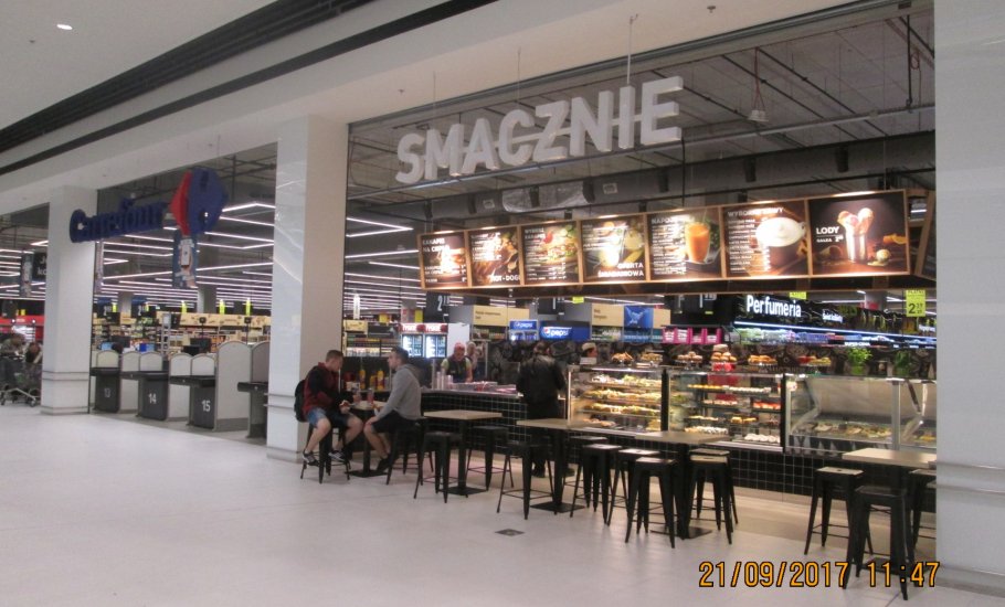 Supermarket Carrefour w Centrum Handlowym Galeria Północna w Warszawie
