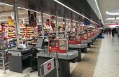 Toalety - pasażu w Centrum Handlowym Carrefour w Łodzi